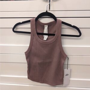 ALO Yoga Ribbed goddess Cropped Tank in Smokey quarts size small nwt